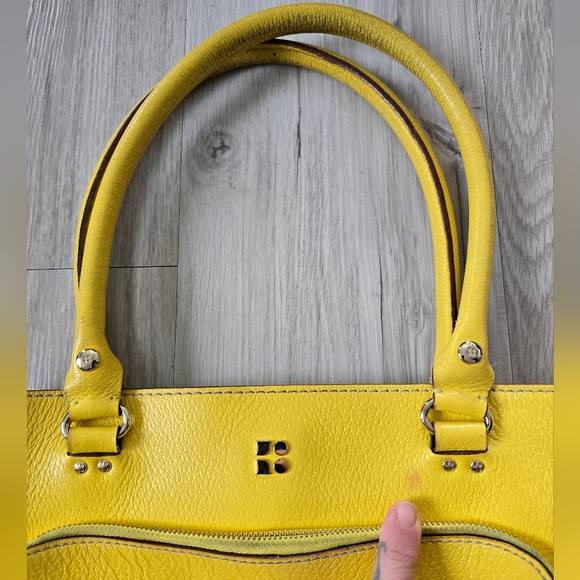 Kate Spade | Maryanne dandelion yellow leather preppy medium shoulder bag purse - Picture 3 of 16